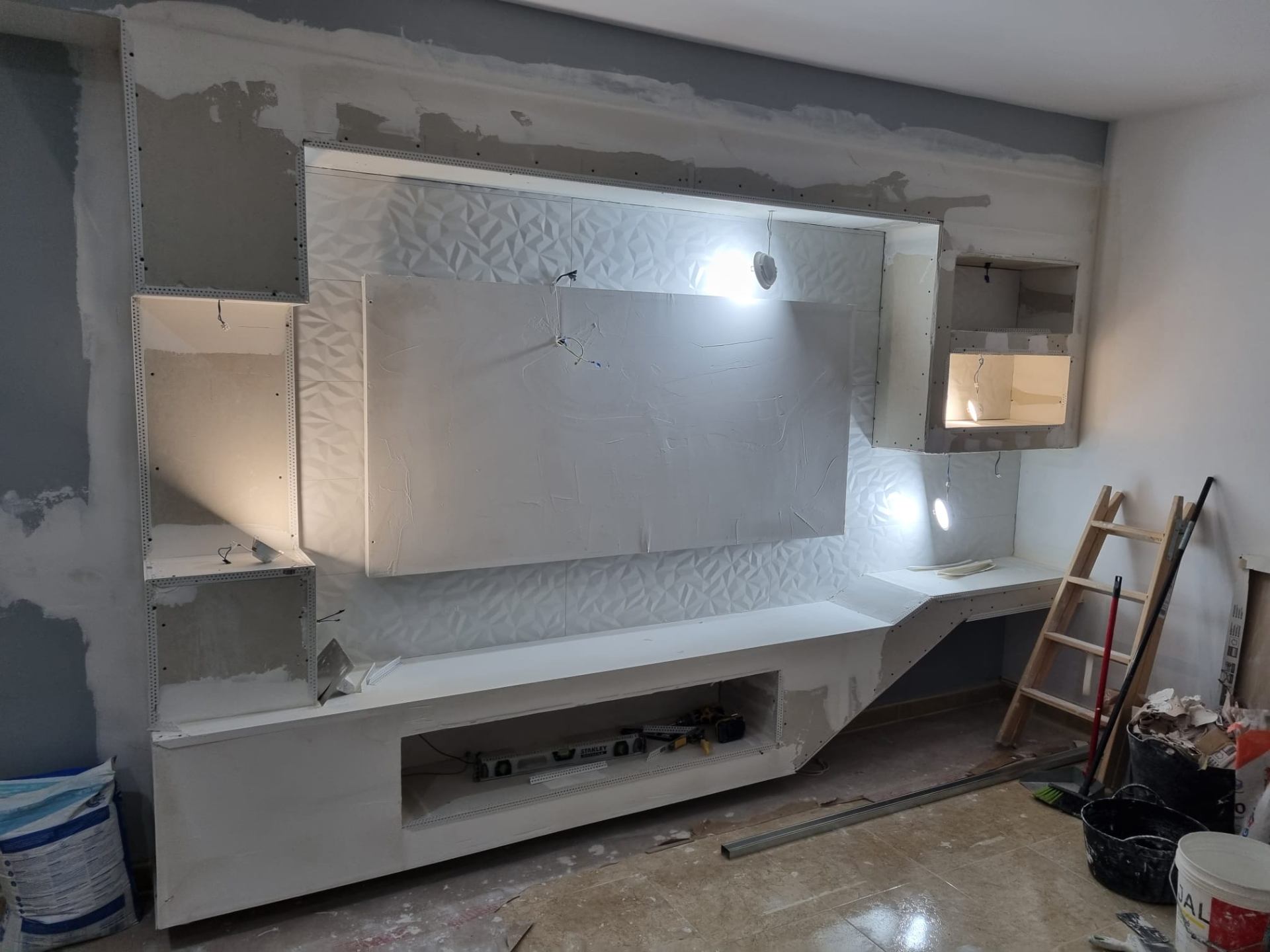 Transformación de salón — Luxury Spaces (antes)
